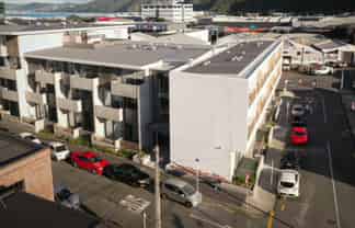 201A/2  Campbell Terrace, Petone