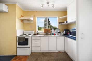 2/1243 Victoria Street, Beerescourt