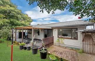 54B Halsey Road, Manurewa