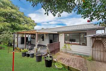 54B Halsey Road, Manurewa