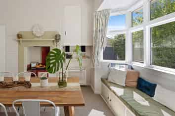 6 Clinton Street, Darfield