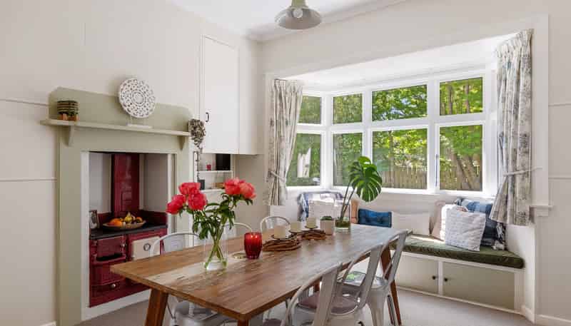 6 Clinton Street, Darfield