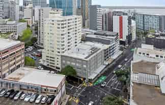 CHARACTER OFFICE NEAR BRITOMART
