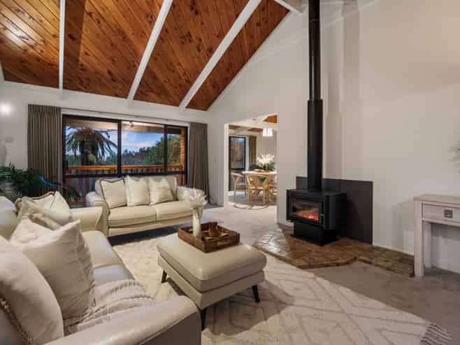 6 Corbett Drive, Te Puna