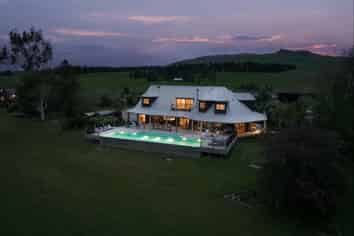 Heaven in Heartland Central Otago