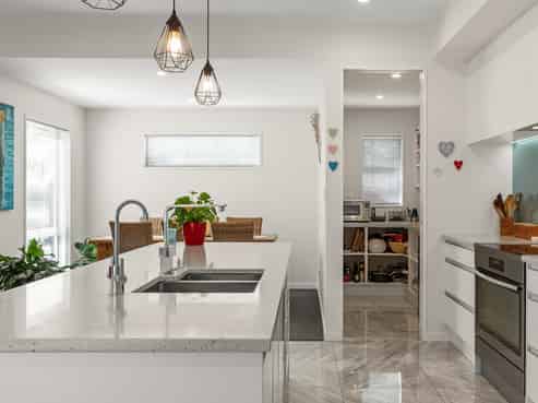 38 Carnaveron Drive, Lincoln