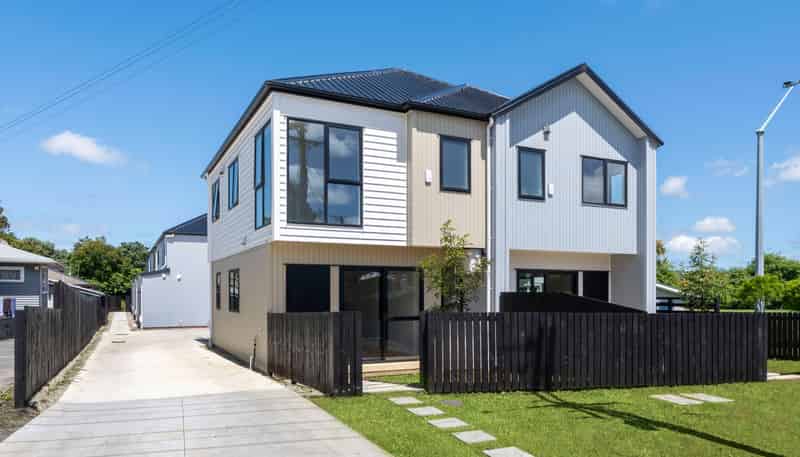 1/18 Albert Road, Kelston