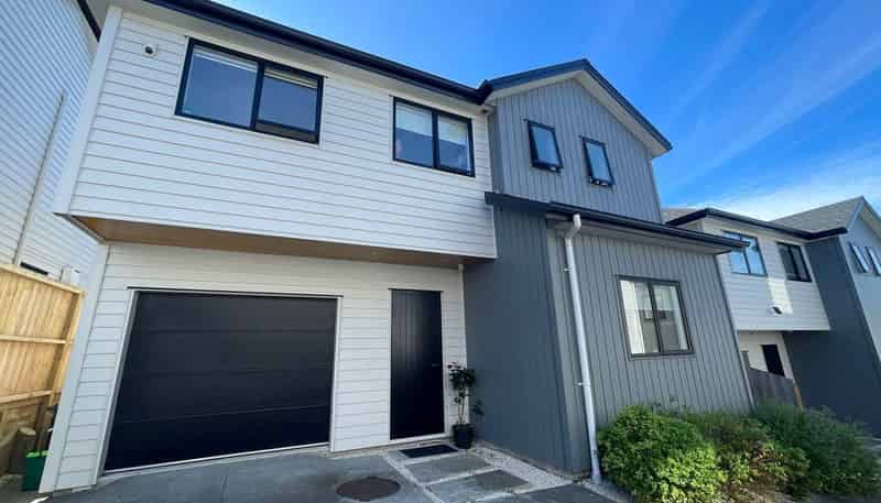 16B Lyndhurst Street, Waiotaiki Bay