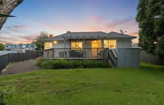 23 Anderson Avenue, Point England