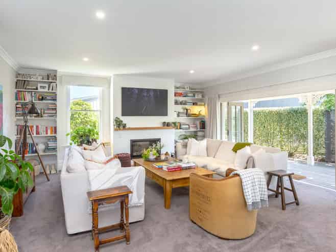 16 Orchard Road, Greytown