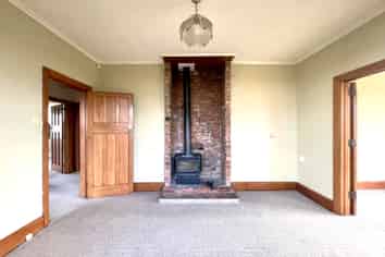 10 Peverel Street, Riccarton