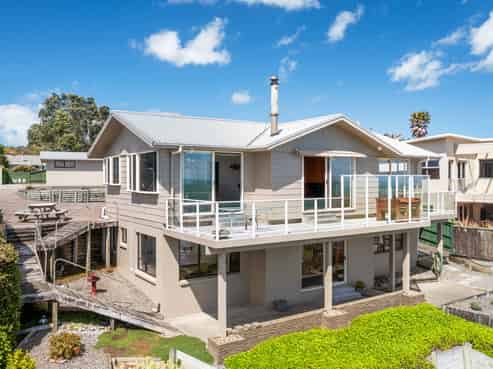 24 Motukari Place, Onaero