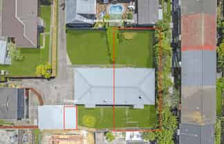 1 and 2/ 22 Evelyn Place, Hillcrest