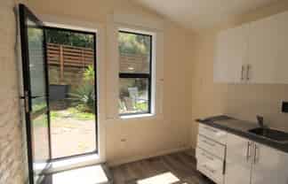 304B South Road, CAVERSHAM