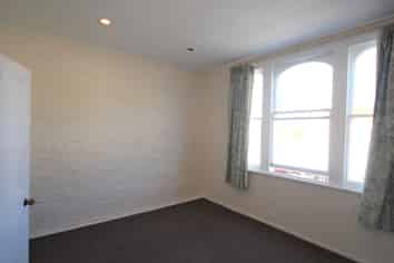 304B South Road, CAVERSHAM