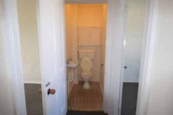 304B South Road, CAVERSHAM