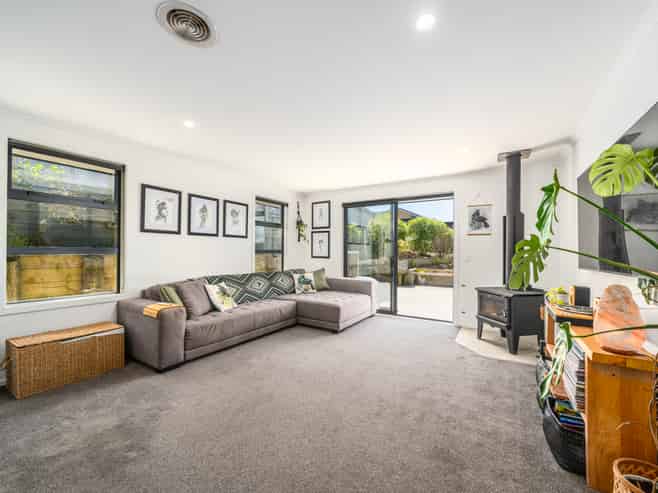 8 Topsail Way, Whitby