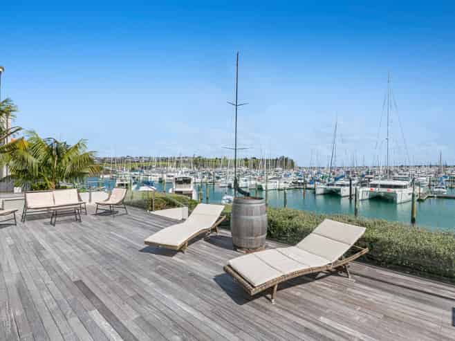 32 Rue D'amarres, Gulf Harbour