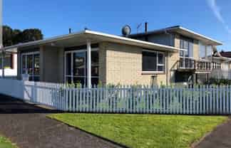 82 Tukapa Street, Westown