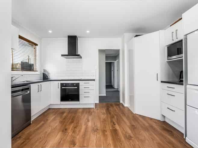 77 Champion Street, Cannons Creek