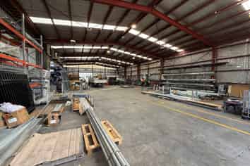Effective Industrial Space with Yard – 1,267m²