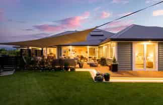 62 Carnaveron Drive, Lincoln