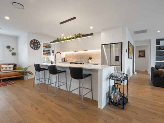 62 Carnaveron Drive, Lincoln