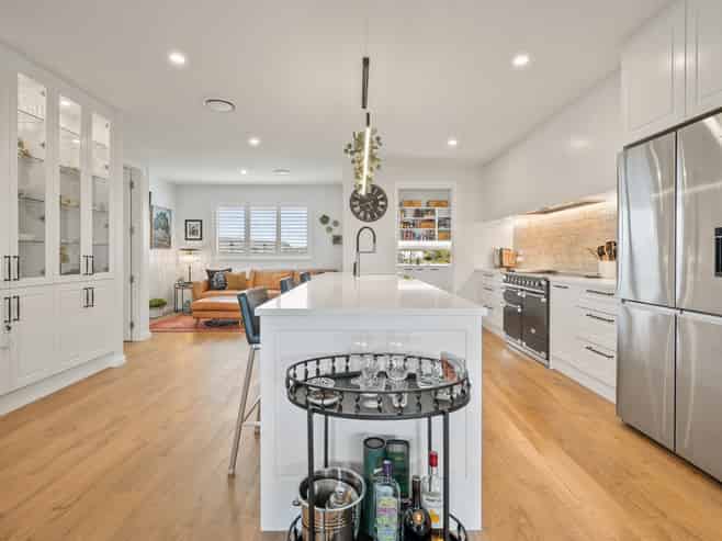 62 Carnaveron Drive, Lincoln