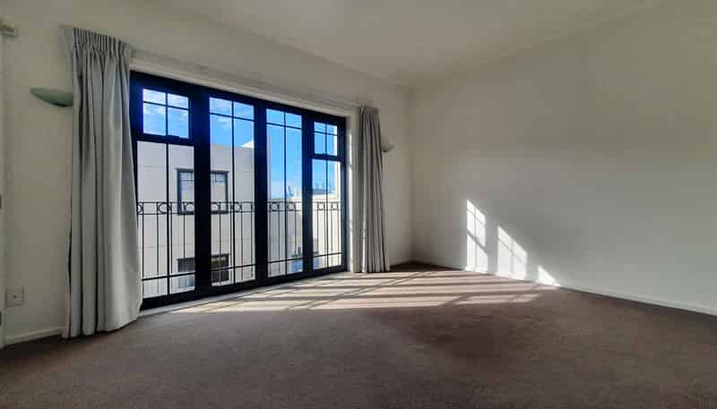 5C/8 Farnham Street, Parnell