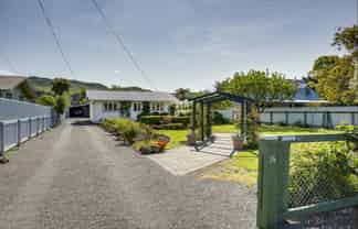 36 Airini Road, Waimarama