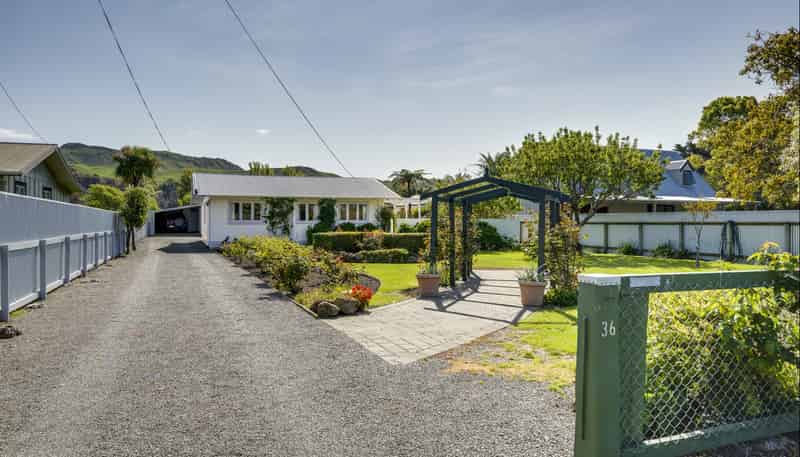 36 Airini Road, Waimarama