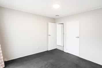 2/37 Hillside Road, Papatoetoe