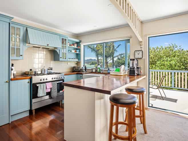 5 Pipi Dune, Whitianga