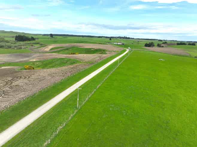 75 + 100 Crighton Road, Waimahaka