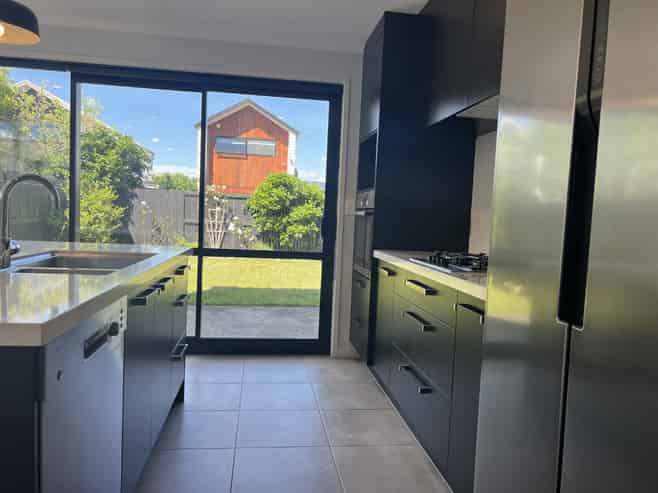 10 Hatric Road, Chartwell