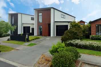 10 Hatric Road, Chartwell