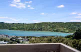 4 Kahu Road, Paremata