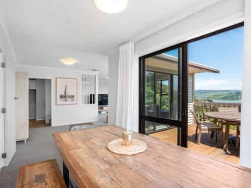 4 Kahu Road, Paremata