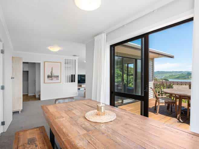 4 Kahu Road, Paremata