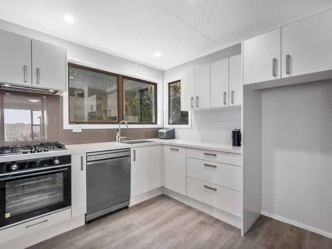 4 Kahu Road, Paremata