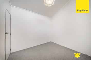 2/14 Cezanne Place, New Lynn