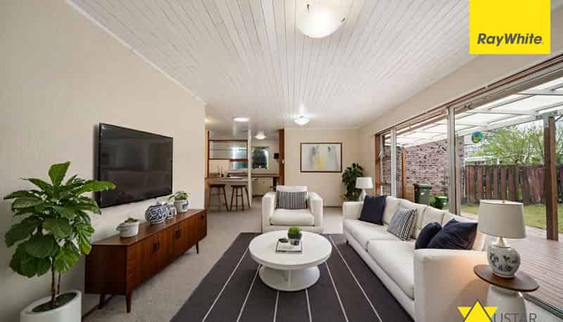 2/14 Cezanne Place, New Lynn