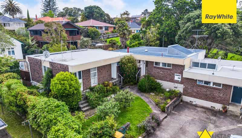 2/14 Cezanne Place, New Lynn