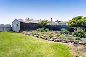 39 Domett Street, Opunake