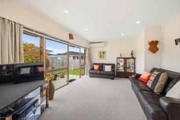 5/33 Swanson Road, Henderson