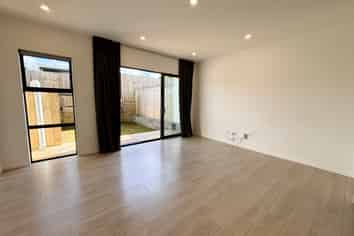 4/25 Abbotleigh Ave, Te Atatu Peninsula