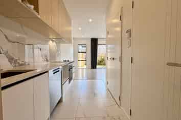 4/25 Abbotleigh Ave, Te Atatu Peninsula