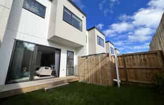 4/25 Abbotleigh Ave, Te Atatu Peninsula