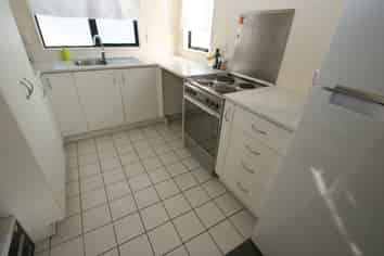 8/12 Ambrico Place, New Lynn