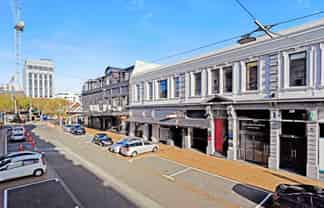 Character Office 275sqm - The Exchange Building